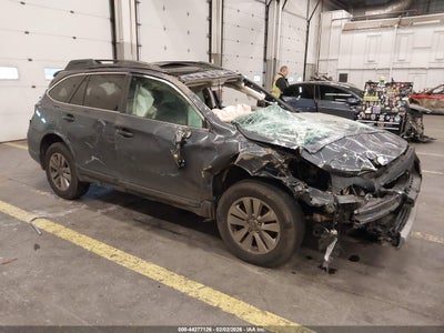 SUBARU OUTBACK 2015