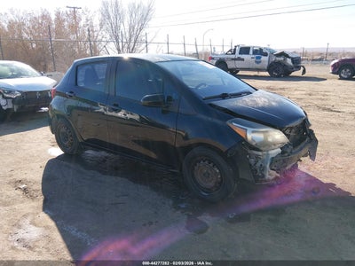 TOYOTA YARIS 2015