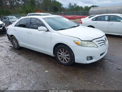 TOYOTA CAMRY 2011