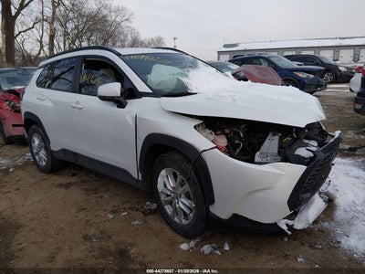 TOYOTA COROLLA CROSS 2024