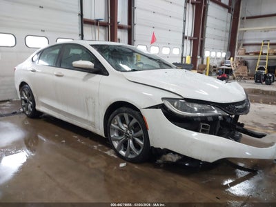 CHRYSLER 200 2016