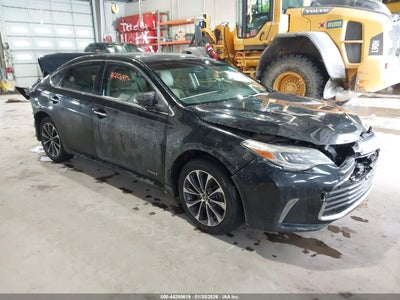 TOYOTA AVALON HYBRID 2018