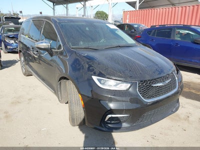 CHRYSLER PACIFICA HYBRID 2023