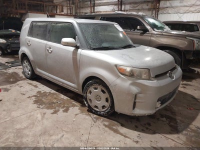 SCION XB 2012