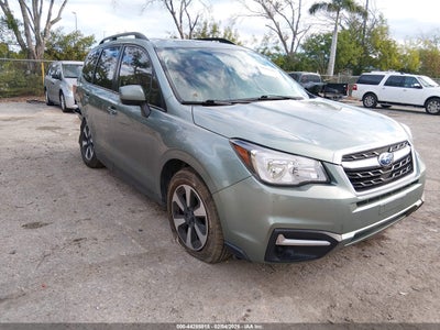 SUBARU FORESTER 2017