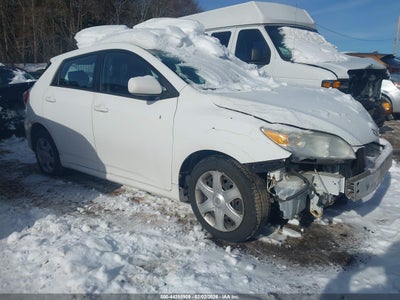 TOYOTA MATRIX 2010