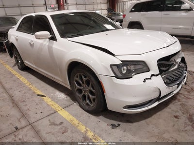 CHRYSLER 300 2017