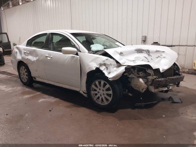 MITSUBISHI GALANT 2012