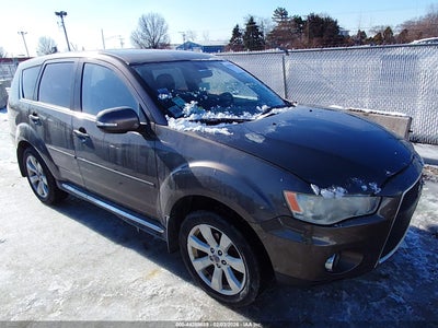 MITSUBISHI OUTLANDER 2010