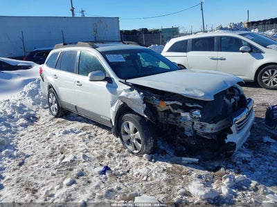 SUBARU OUTBACK 2011