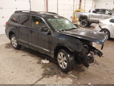 SUBARU OUTBACK 2012