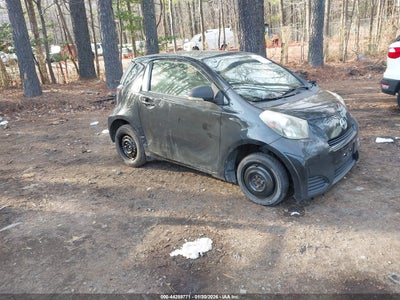 SCION IQ 2014