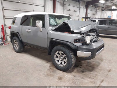 TOYOTA FJ CRUISER 2014