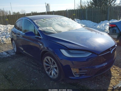 TESLA MODEL X 2020