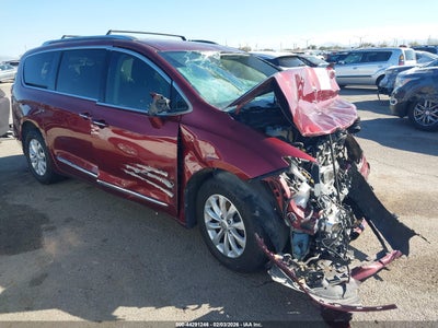 CHRYSLER PACIFICA 2018