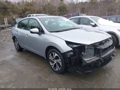 SUBARU LEGACY 2025