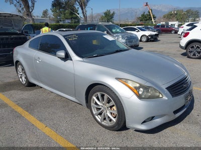 INFINITI G37 2012