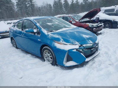 TOYOTA PRIUS PRIME 2019