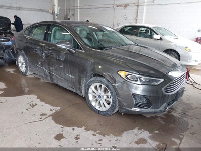 FORD FUSION HYBRID 2019