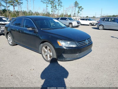 VOLKSWAGEN PASSAT 2013