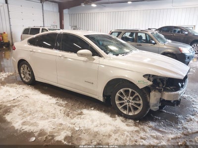 FORD FUSION HYBRID 2019