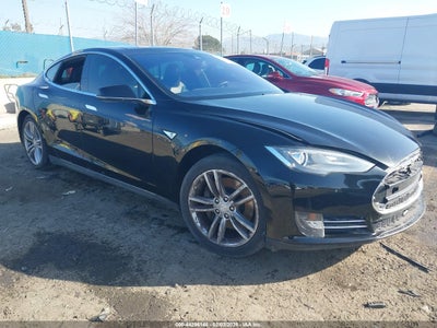 TESLA MODEL S 2014