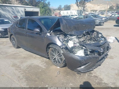 TOYOTA CAMRY 2022