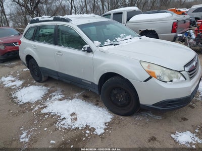 SUBARU OUTBACK 2012