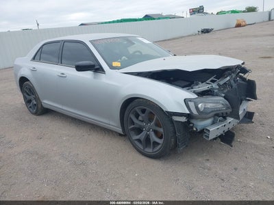 CHRYSLER 300 2023