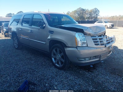 CADILLAC ESCALADE ESV 2011