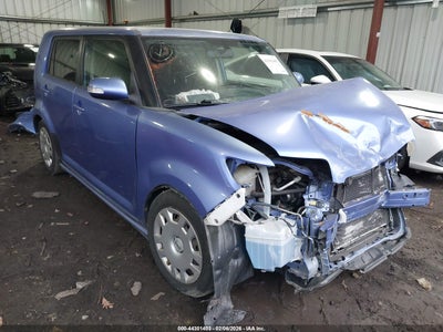SCION XB 2010