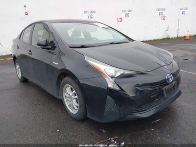 TOYOTA PRIUS 2016