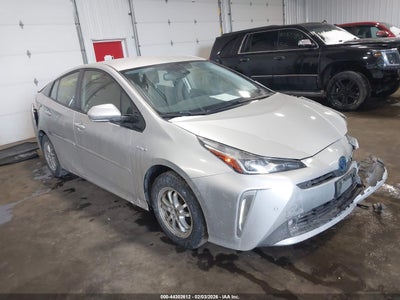 TOYOTA PRIUS 2019
