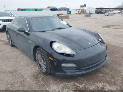 PORSCHE PANAMERA 2013