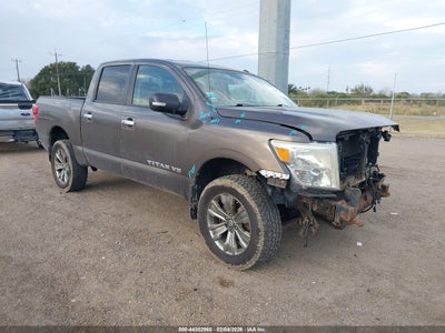 NISSAN TITAN 2018