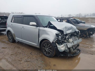 SCION XB 2013