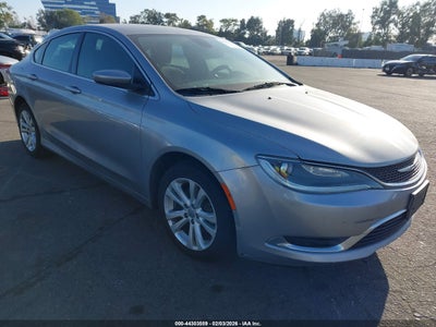 CHRYSLER 200 2015