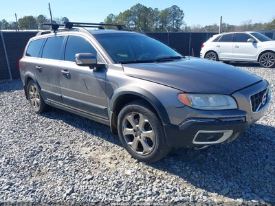 VOLVO XC70 2011