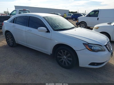 CHRYSLER 200 2011