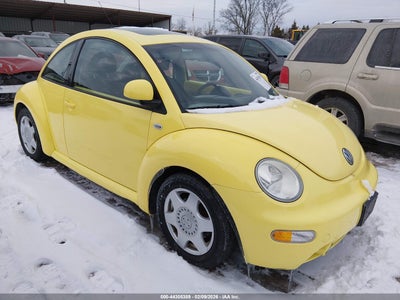 VOLKSWAGEN NEW BEETLE 2000