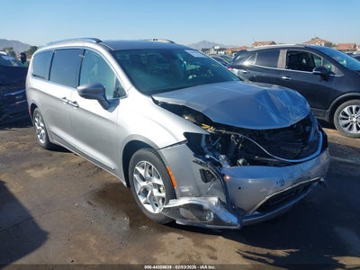 CHRYSLER PACIFICA 2018