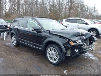 VOLVO XC70 2016