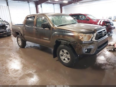 TOYOTA TACOMA 2015