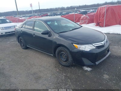 TOYOTA CAMRY 2012