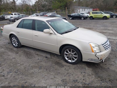 CADILLAC DTS 2011