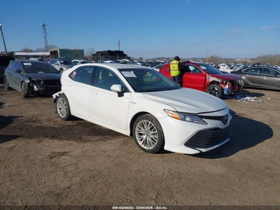 TOYOTA CAMRY HYBRID 2018