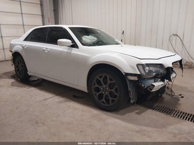 CHRYSLER 300 2018