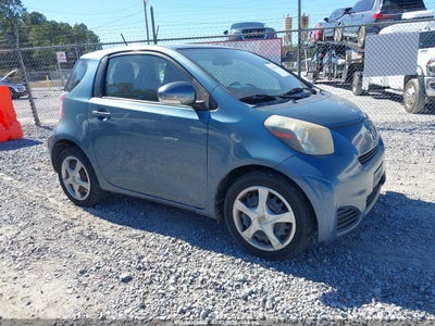 SCION IQ 2012