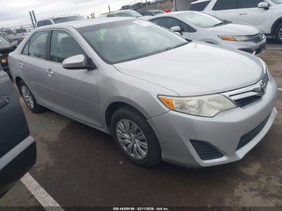 TOYOTA CAMRY 2012