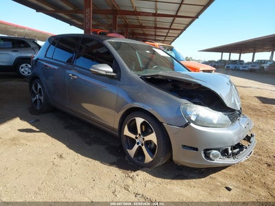 VOLKSWAGEN GOLF 2014